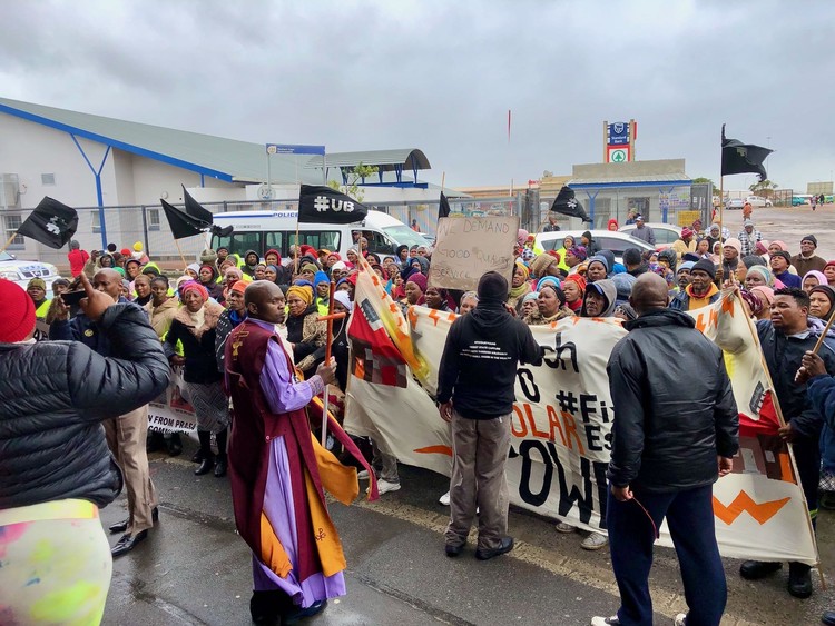 Protest Over Poor Service At Khayelitsha Home Affairs | GroundUp